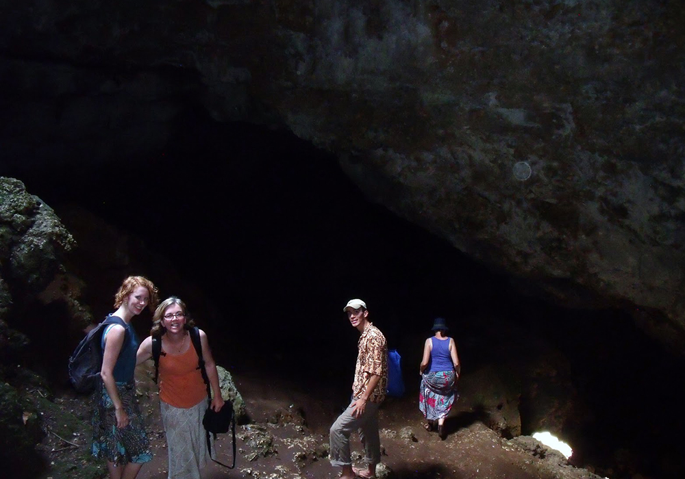 Mangapwani Coral Cave Tour